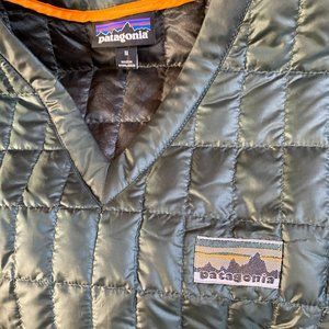 COPY - Patagonia Down Pullover - Worn Once - Like New